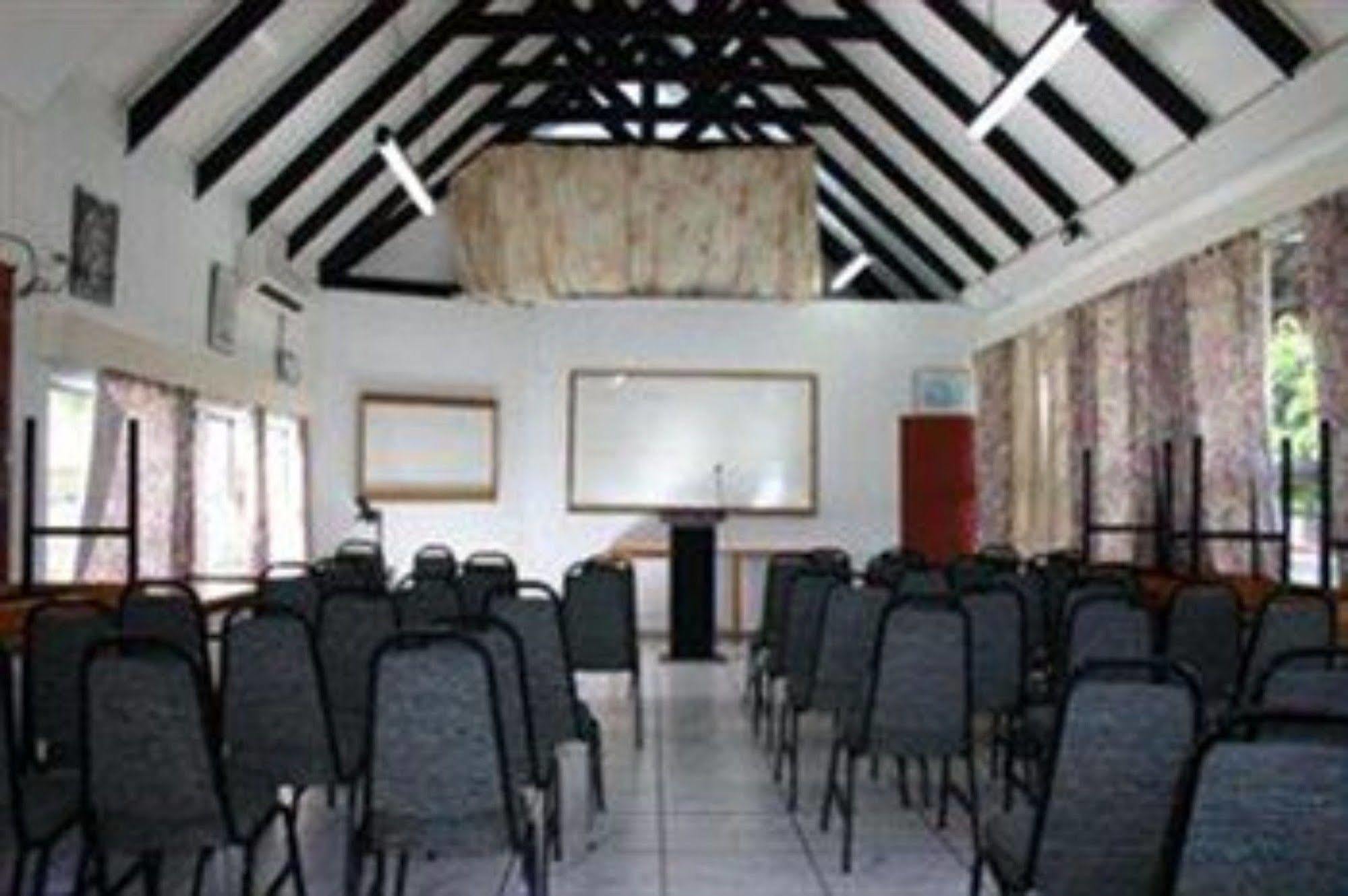 Capricorn Hotel Suva Bagian luar foto